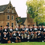 0094 – 1996 Groepsfoto achter het kasteel 001