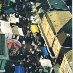 0142 – 2002 23e braderie vanuit de hoogwerker 001